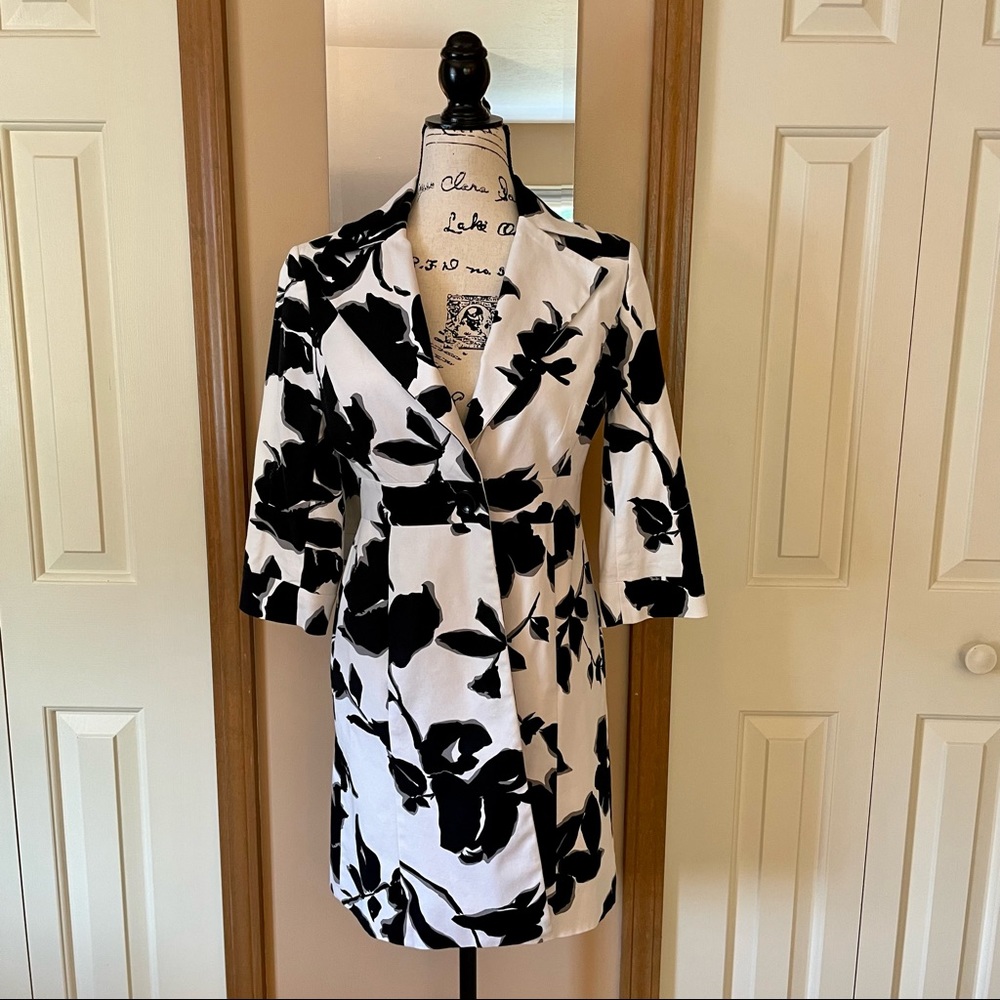 Never worn White House Black Market jacket